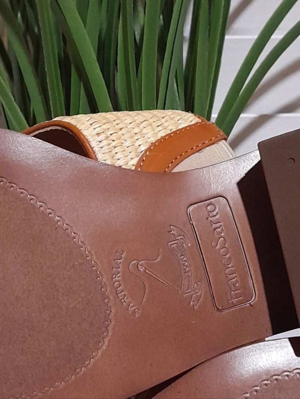 Franco Sarto Sia 2 Natural Material Block Heel Summer Coastal Beachy Sandals 9M